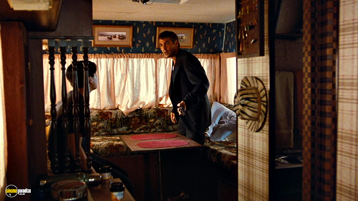A still #14 from From Dusk Till Dawn (1996) With George Clooney