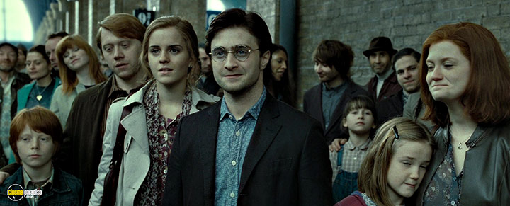 A still #17 from Harry Potter and the Deathly Hallows: Part 2 (2011) With Daniel Radcliffe, Rupert Grint And Emma Watson