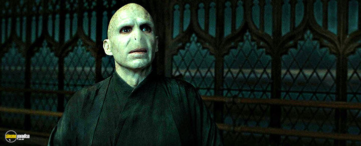 A still #20 from Harry Potter and the Deathly Hallows: Part 2 (2011) With Ralph Fiennes
