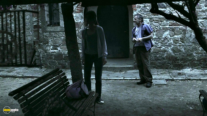 A still #21 from The Silent House (2010) With Florencia Colucci And Abel Tripaldi