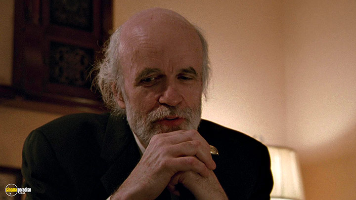 A still #18 from The House of the Devil (2009)