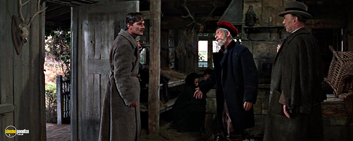 A still #30 from Doctor Zhivago (1965) With Omar Sharif And Ralph Richardson