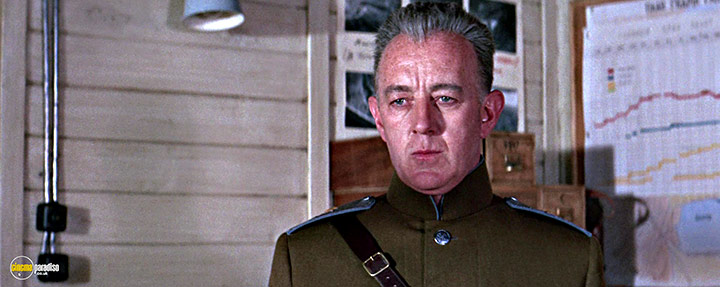 A still #7 from Doctor Zhivago (1965) With Alec Guinness