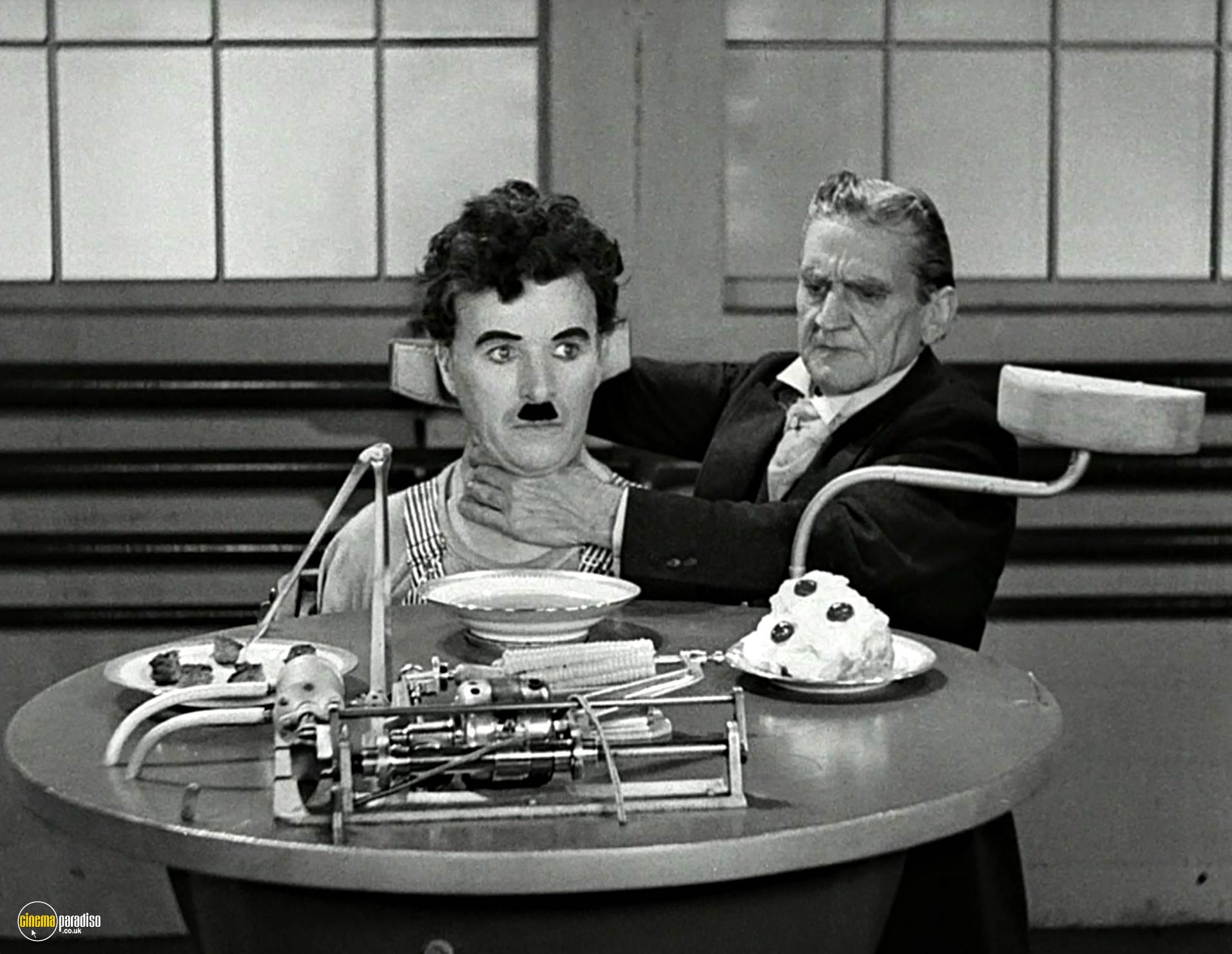 A still #1 from Modern Times (1936)