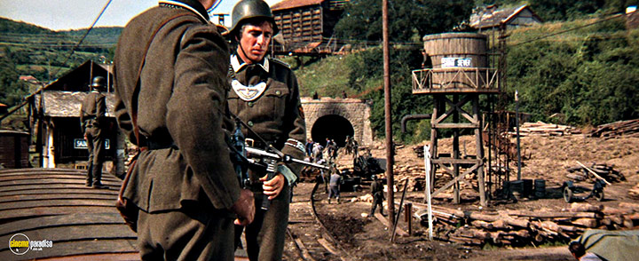 A still #22 from Kelly's Heroes (1970)