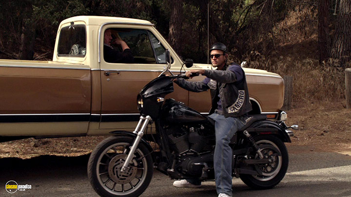 A still #38 from Sons of Anarchy: Series 1 (2008) With Charlie Hunnam