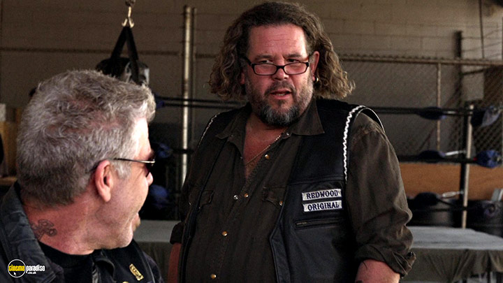 A still #40 from Sons of Anarchy: Series 1 (2008) With Ron Perlman And Mark Boone Junior