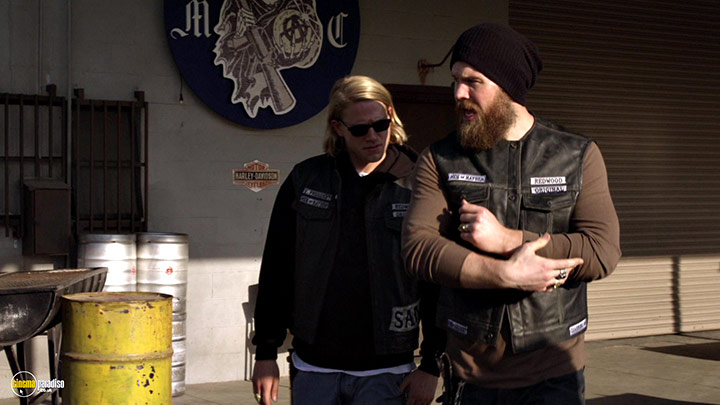 A still #14 from Sons of Anarchy: Series 1 (2008) With Charlie Hunnam