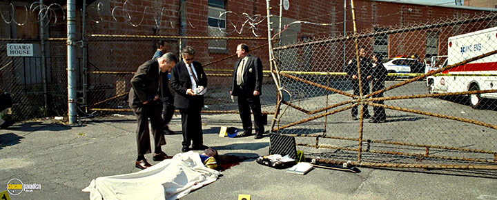 A still #33 from Righteous Kill (2008)