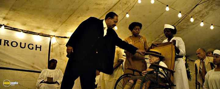 A still #32 from The Curious Case of Benjamin Button (2008) With Sonya Leslie