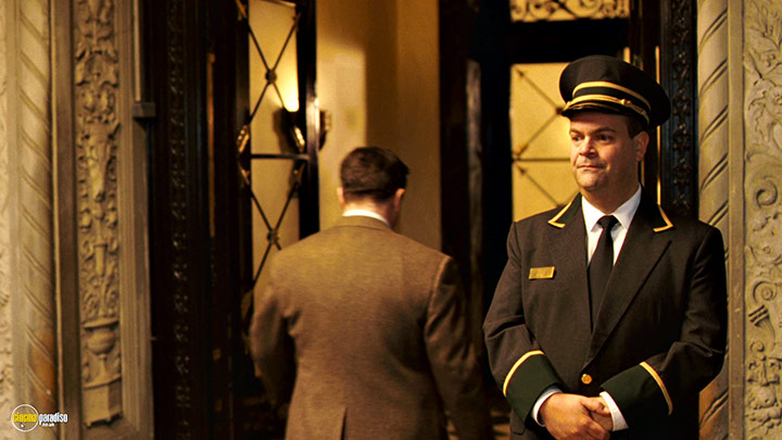 A still #22 from Ghost Town (2008)