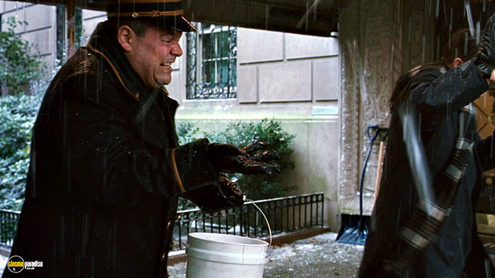 A still #25 from Ghost Town (2008)
