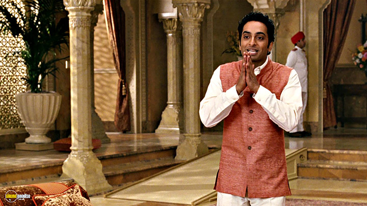 A still #22 from The Love Guru (2008) With Manu Narayan