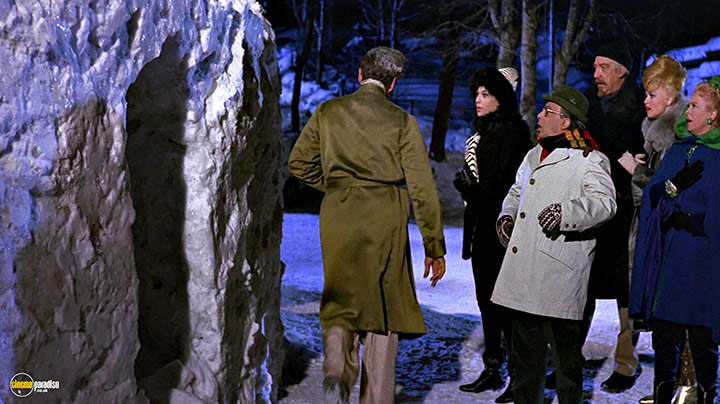 A still #128 from The Pink Panther (1963)