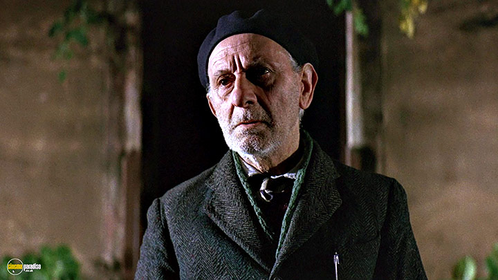 A still #135 from The Pink Panther (1963)