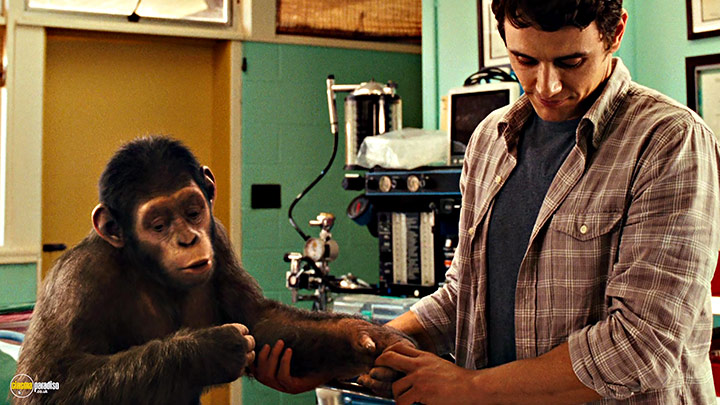A still #13 from Rise of the Planet of the Apes (2011) With James Franco
