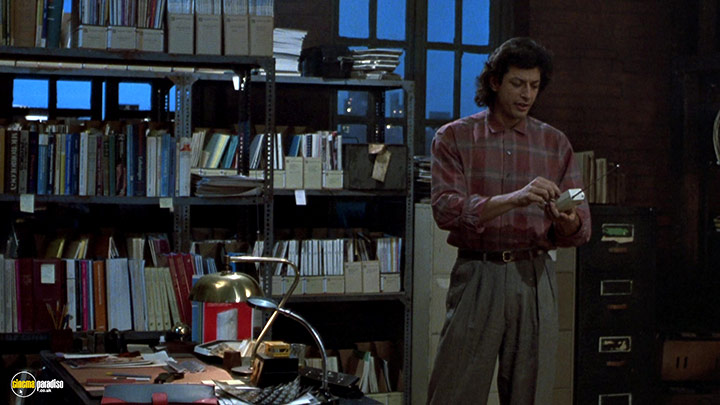 A still #25 from The Fly (1986)