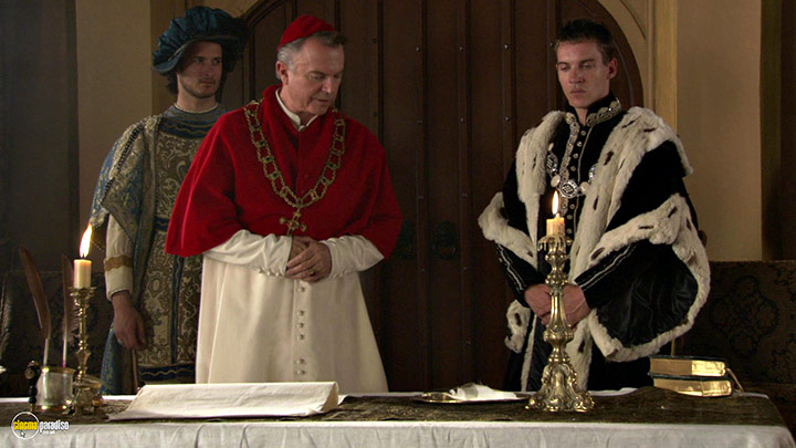 A still #34 from The Tudors: Series 1 (2007) With Sam Neill And Jonathan Rhys-Meyers