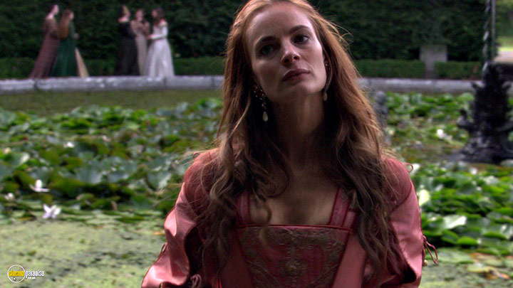A still #25 from The Tudors: Series 1 (2007) With Gabrielle Anwar