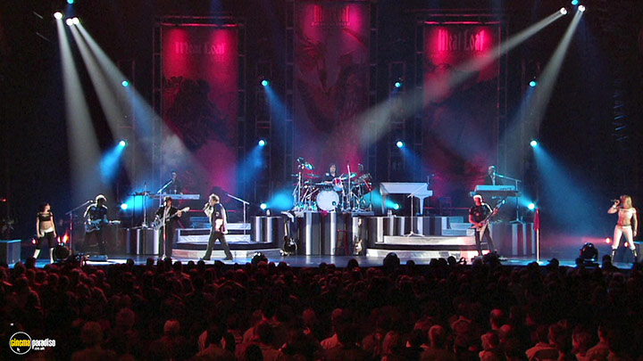 A still #7 from Meat Loaf: 3 Bats Live (2007)