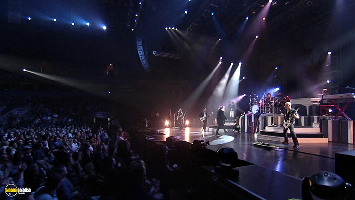 A still #6 from Meat Loaf: 3 Bats Live (2007)