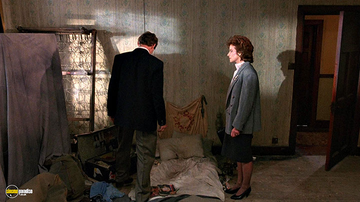 A still #92 from Hellraiser (1987) With Andrew Robinson And Clare Higgins