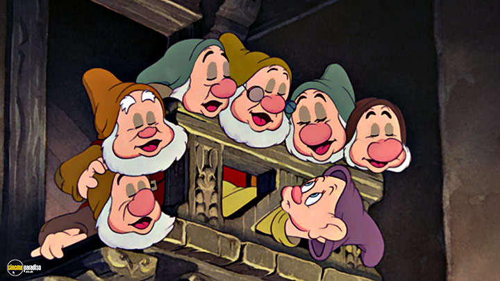A still #112 from Snow White and the Seven Dwarfs (1937)