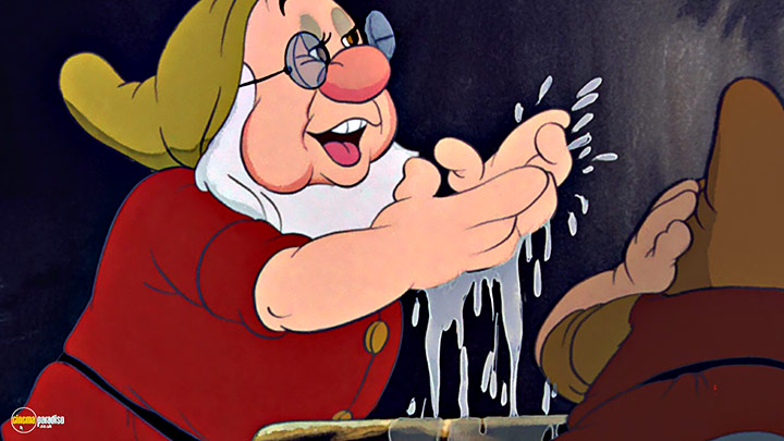 A still #103 from Snow White and the Seven Dwarfs (1937)