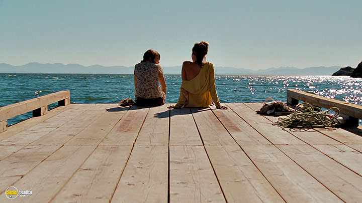A still #22 from The Uninvited (2009)