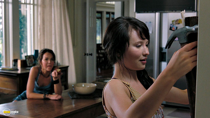A still #19 from The Uninvited (2009) With Emily Browning
