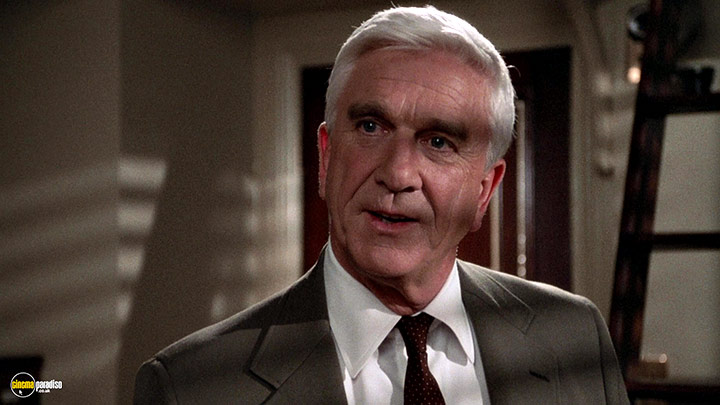 A still #99 from The Naked Gun: From the Files of Police Squad! (1988)