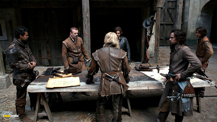 A still #26 from The Musketeers: Series 2 (2015)