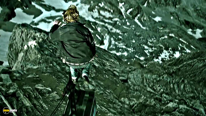A still #90 from Point Break (2015) With Luke Bracey