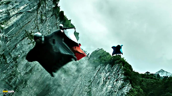 A still #87 from Point Break (2015)