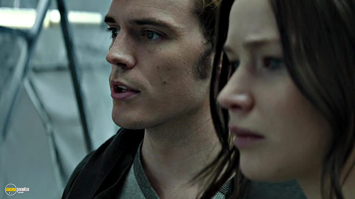 A still #8 from The Hunger Games: Mockingjay: Part 2 (2015)