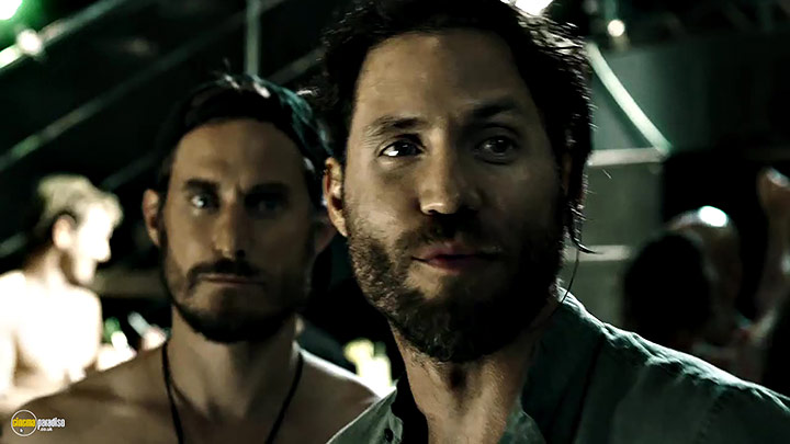 A still #83 from Point Break (2015) With Clemens Schick