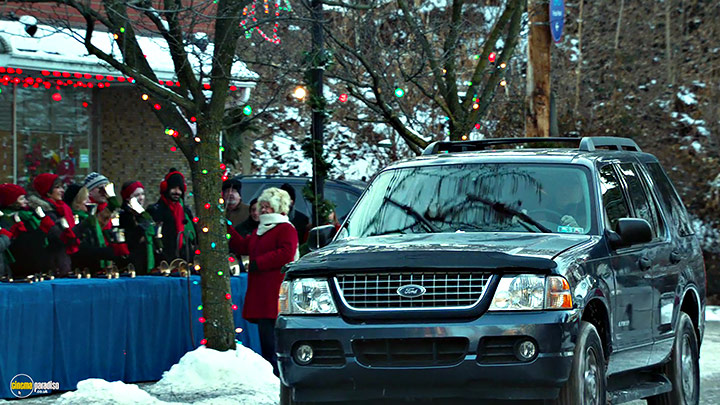 A still #14 from Christmas with the Coopers (2015)