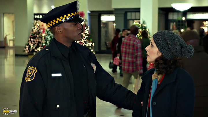 A still #10 from Christmas with the Coopers (2015)