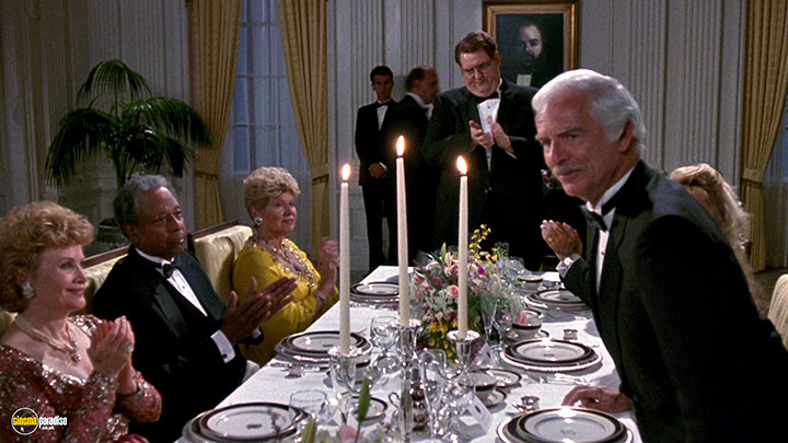 A still #41 from The Naked Gun 2 1/2: The Smell of Fear (1991)