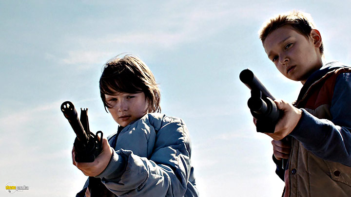 A still #8 from Cop Car (2015) With James Freedson-Jackson And Hays Wellford