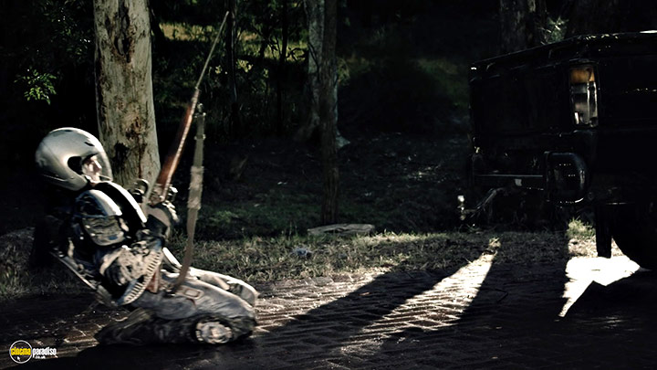 A still #15 from Wyrmwood: Road of the Dead (2014)