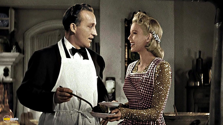 A still #27 from Holiday Inn (1942)