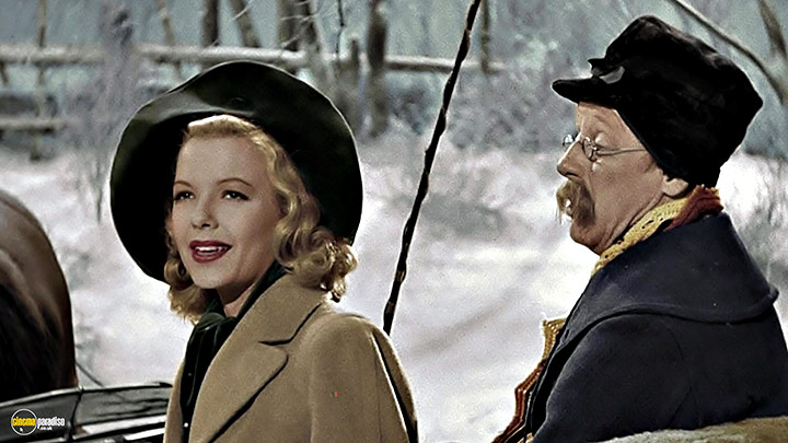 A still #30 from Holiday Inn (1942)