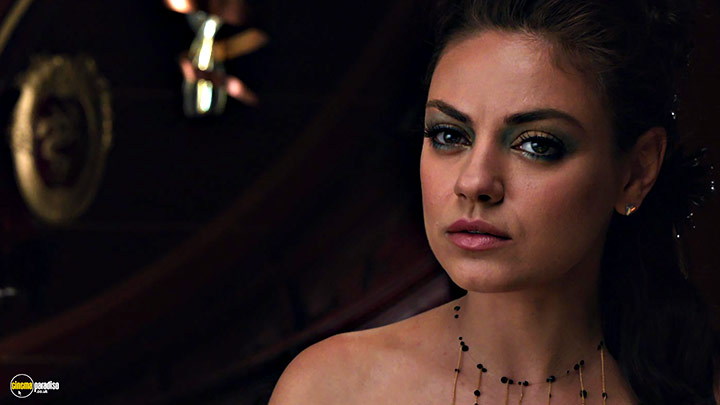 A still #19 from Jupiter Ascending (2015) With Mila Kunis