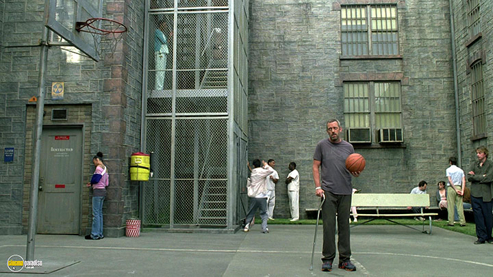 A still #15 from House M.D.: Series 6 (2009)
