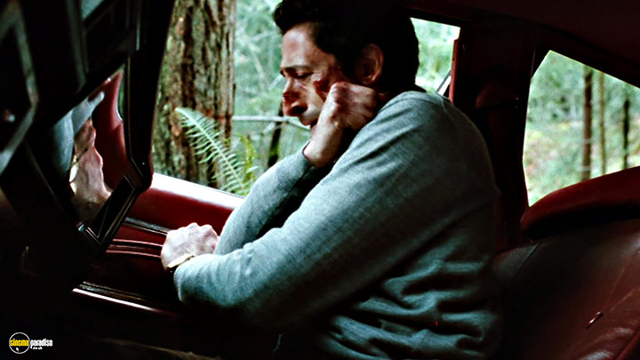 A still #33 from Wrecked (2011)