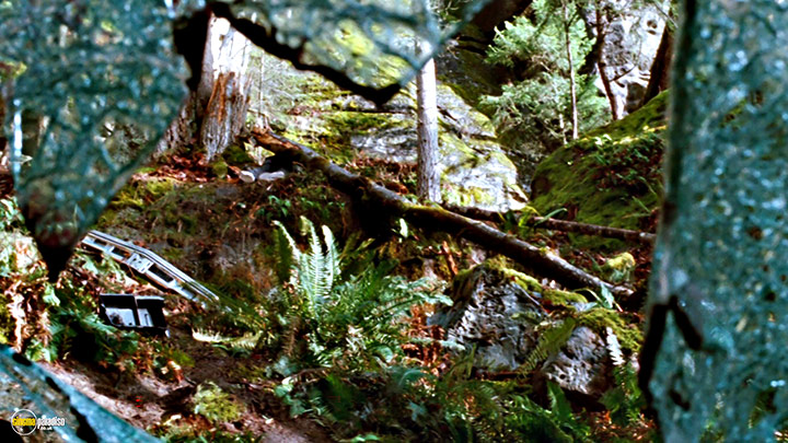 A still #42 from Wrecked (2011)
