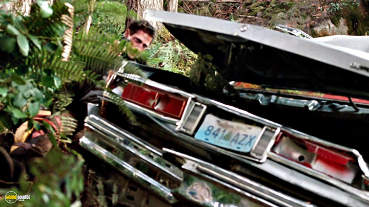 A still #25 from Wrecked (2011)