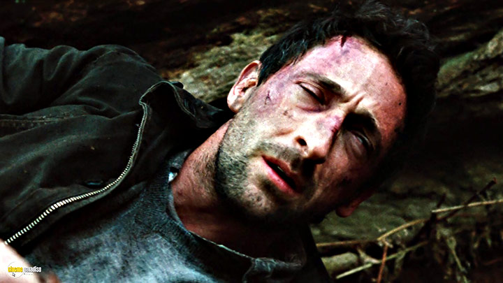 A still #10 from Wrecked (2011)