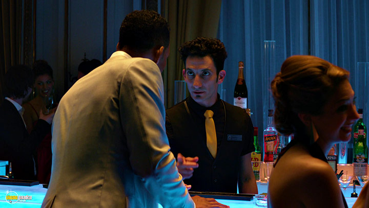 A still #16 from Focus (2015) With Juan Minujín